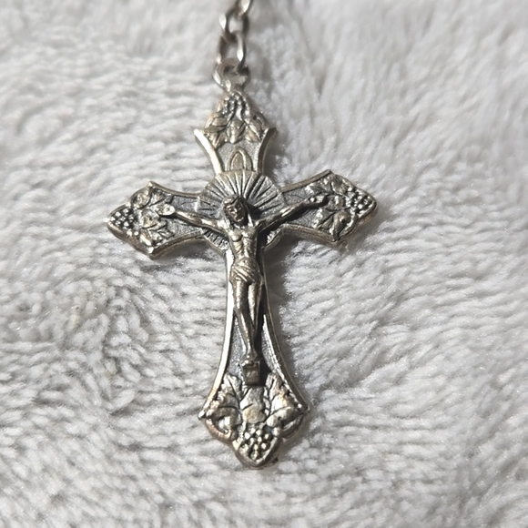 #322 Rosary cross silver tone - Picture 2 of 3